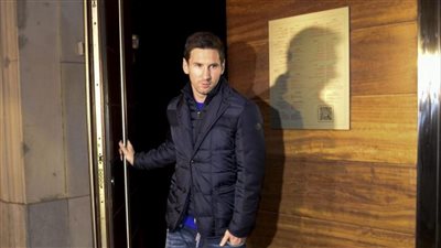 بعد إثارة الجدل حول عودته.. كواليس عشاء ميسي مع نجوم برشلونة