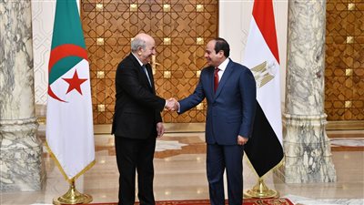 تبون يدعو السيسي لزيارة الجزائر