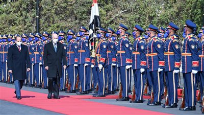 بسام راضي: الرئيس رحب بزيارة أخيه الرئيس تبون ضيفًا عزيزًا على مصر.. ويعرب عن التقدير والمودة التي تكنها مصر قيادةً وشعبًا للأواصر التاريخية الوثيقة التي تجمع بين البلدين الشقيقين