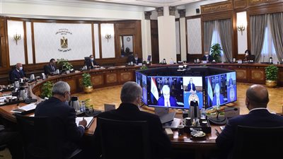 الحكومة تستعد لتشغيل الأتوبيسات الكهربائية فى شرم الشيخ قبل قمة تغير المناخ| صور