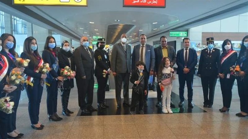 مطار القاهرة يحتفل