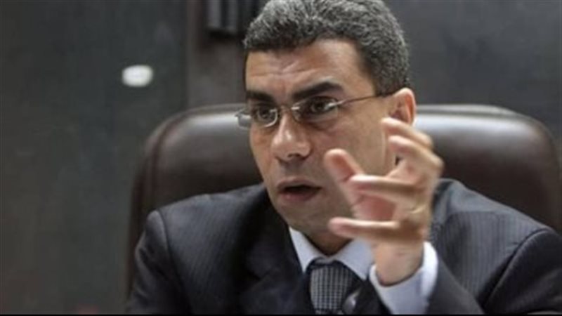 الكاتب الراحل ياسر