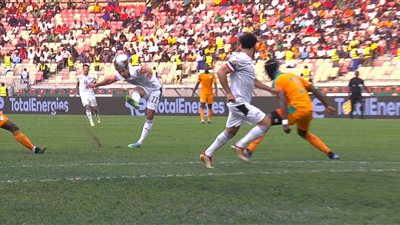 رغم محاولات صلاح ومرموش.. تعادل سلبي بين المنتخب وكوت ديفوار بالشوط الأول