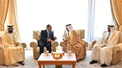 20 صورة ترصد مباحثات السيسي وقادة الإمارات والبحرين في قصر الوطن بأبو ظبي