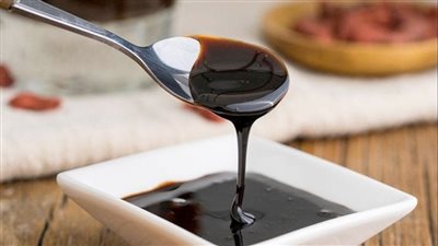 قنا تبحث خطة تطوير صناعة العسل الأسود لتصديره للخارج