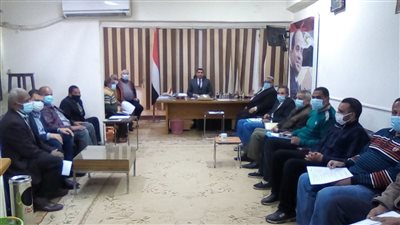 القوى العاملة بسوهاج تؤكد ضرورة سداد المنشآت لمستحقات صندوق الطوارئ