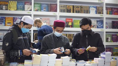 تزايد أعداد جمهور معرض القاهرة للكتاب في اليوم الأول | صور