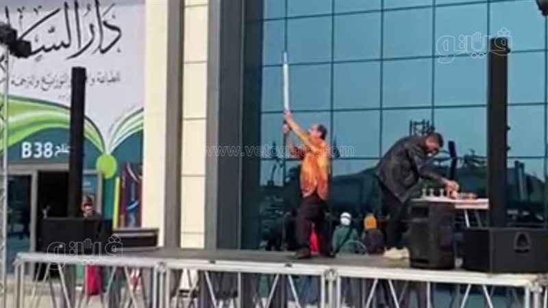 عروض السيرك في معرض
