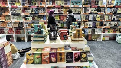 91 ألف زائر في اليوم الأول لمعرض القاهرة الدولي للكتاب..و44.5 مليون زيارة للمنصة الإلكترونية | فيديو وصور
