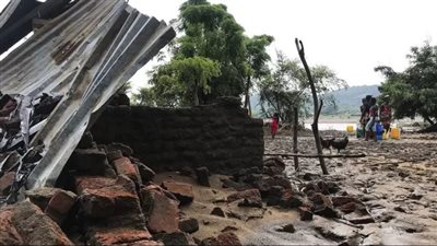 هجمة عواصف نسائية.. 