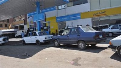 ضبط 85 ألف لتر بنزين بمحطة وقود غير مرخصة في بني سويف
