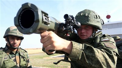 الجيش الروسي يستهدف السواحل الأوكرانية بصواريخ كاليبر المجنحة 