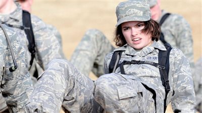 فضيحة تضرب الجيش الأمريكى.. ليال حمراء واستيلاء على مليارات في أفغانستان والعراق