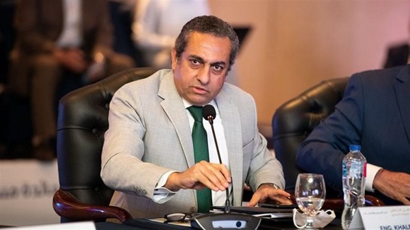 خالد عباس، فيتو