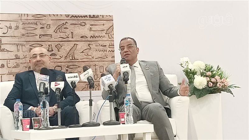 محمود مسلم رئيس تحرير