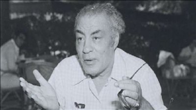 انفتاح فكري أم توجه سياسي.. لماذا لقب حسن الإمام بمخرج العوالم؟