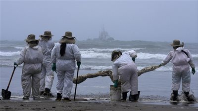 إغلاق شاطئ في تايلاند بعد حادث تسرب نفطي