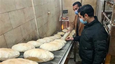 ضبط 87 مخالفة تموينية خلال حملات على المخابز البلدية والأسواق بالمنيا
