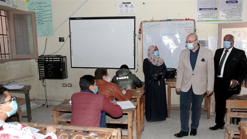 محافظ بني سويف يتفقد