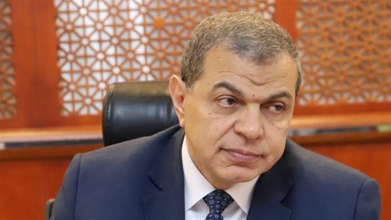 وزير القوى العاملة