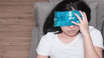 كمادات العين الدافئة والباردة.. أيهما الأفضل وطريقة الاستخدام