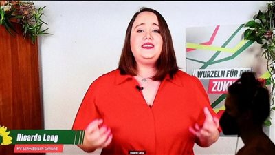 بعد انتخاب برلمان صغير السن.. 