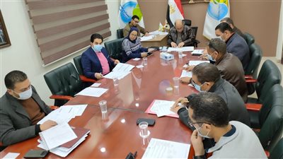مياه أسيوط تناقش استعدادات المدرسة الفنية للامتحانات