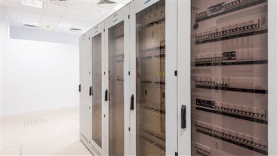 وزير النقل يعلن دخول برج إشارات جديد للخدمة