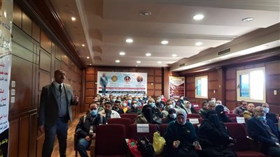  50 من مسئولي السلامة والصحة بمصانع دمياط يشاركون في مبادرة 
