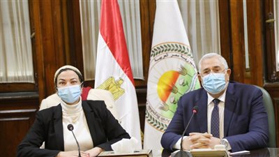 وزيرا الزراعة والبيئة يعقدان اجتماعًا موسعًا لمناقشة استعدادات مؤتمر COP 27 فى المجال الزراعي