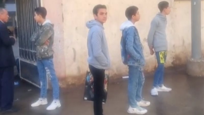 طلاب الشهادة الإعدادية