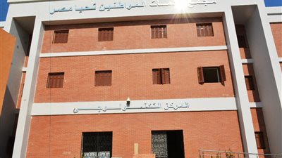 الانتهاء من 8 مجمعات لخدمة المواطنين بقرى سوهاج 