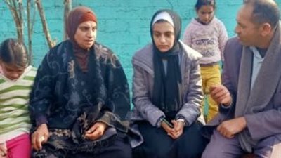 التحقيق مع ربة منزل وابنتها بتهمة ابتزاز الطالبة المنتحرة بالشرقية