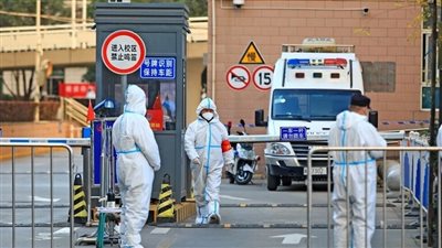 إغلاق عدة أحياء سكنية في بكين بعد اكتشاف 12 إصابة جديدة بكورونا 