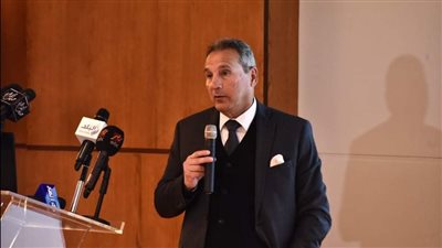 الإتربي: لجنة الزمالك سددت قرضًا بـ 70 مليون جنيه في 4 شهور| فيديو 