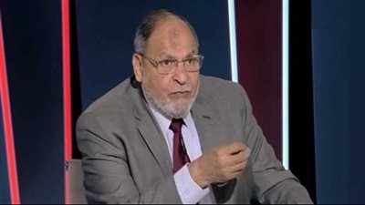 طه إسماعيل: 