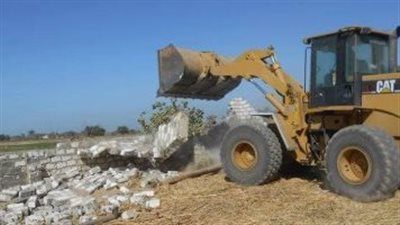 شاهد.. إزالة مخالفات بناء بالحوامدية ومنشأة القناطر في الجيزة 