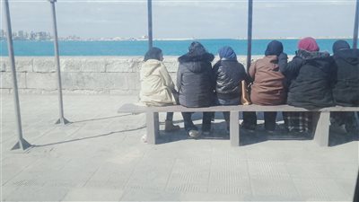 سطوع أشعة الشمس واستقرار للأحوال الجوية في الإسكندرية