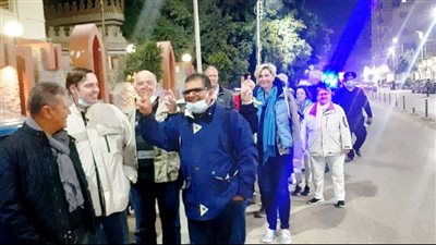 سوهاج تستقبل 52 سائحًا أجنبيًا لزيارة المناطق السياحية والأثرية