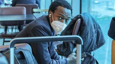 طبيب الأهلي يكشف سبب اصطحابه بيرسي تاو للإمارات