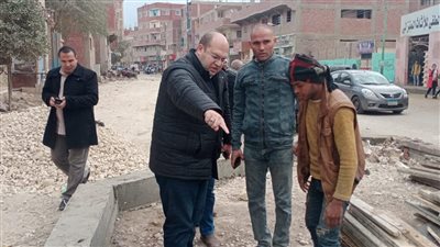 نائب محافظ الجيزة يتفقد مشروعات الرصف والتطوير بأوسيم | صور