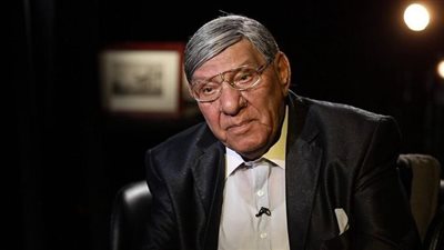 إصابة مفيد فوزي بكسر في مفصل الكتف وصعوبة التدخل الجراحي