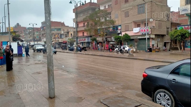 سقوط أمطار خفيفة
