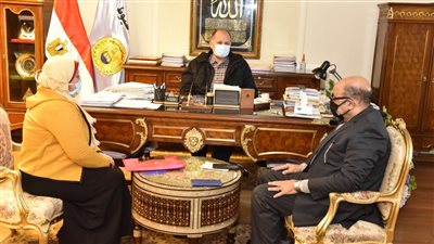 محافظ أسيوط يعتمد عددا من قرارات التصالح في مخالفات البناء 