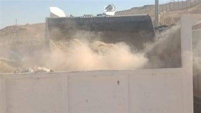 رفع 150 طن مخلفات وإزالة 300 حالة إشغال بحدائق الأهرام| صور