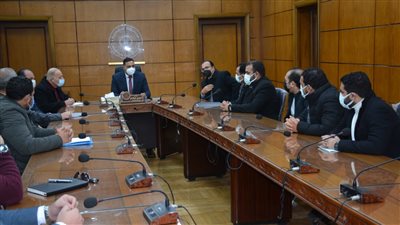 وضع نظام موحد لتنفيذ الإعلانات بالمدن وخاصة المنصورة عاصمة المحافظة حرصا على المظهر الحضاري