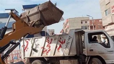  حملات يومية لإزالة اللوحات غير المرخصة بمراكز الشرقية