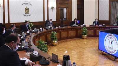 مدبولي: نتابع دوريا تحقيق المستهدفات الخاصة بالطروحات الحكومية في البورصة