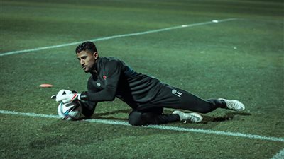 الأهلي في المونديال.. مران قوي لحراس المرمى في الإمارات