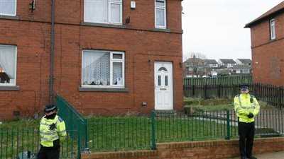 نص نساء انجلترا كانت بتدور عليه.. اعتقال 